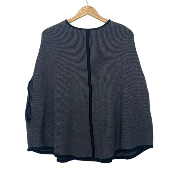 Forever 21 Knit Gray Leather Trim Cozy Fall Poncho Sweater Size XS - Picture 2 of 6